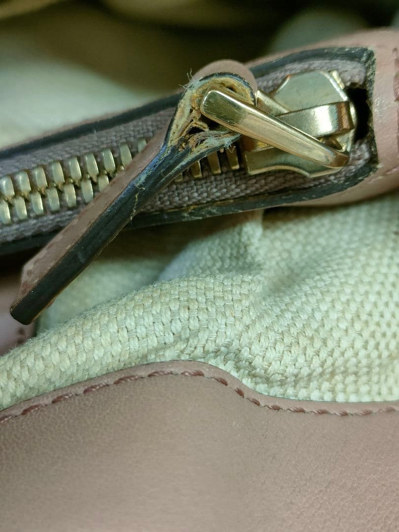 GUCCI Soho Tote Bag Brown Patent Leather Fringe Charm Authentic Vintage thumbnail 14