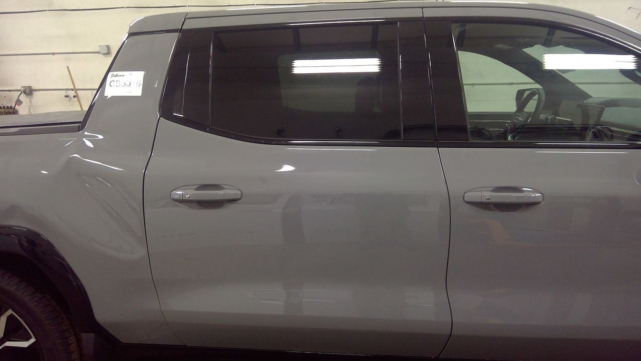 GMC Sierra Denali EV 2024 Rear Side Door 3084328