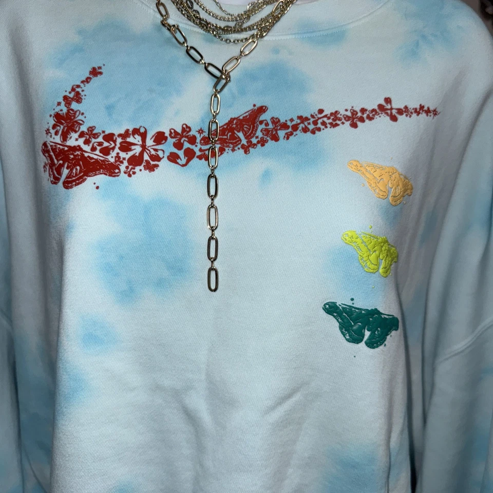 Sudadera Nike Suelta Corte CROPPED Cuello Redondo DM1569-474 Talla M Nueva con Etiquetas Foto 4 de 4