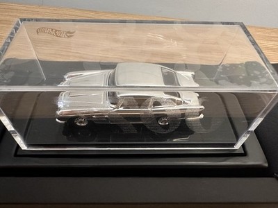 ホットウィール エリート アストンマーティン ”007 GOLD FINGER” Amazon.com: Hot Wheels 1:64 Scale James Bond 007 Goldfinger