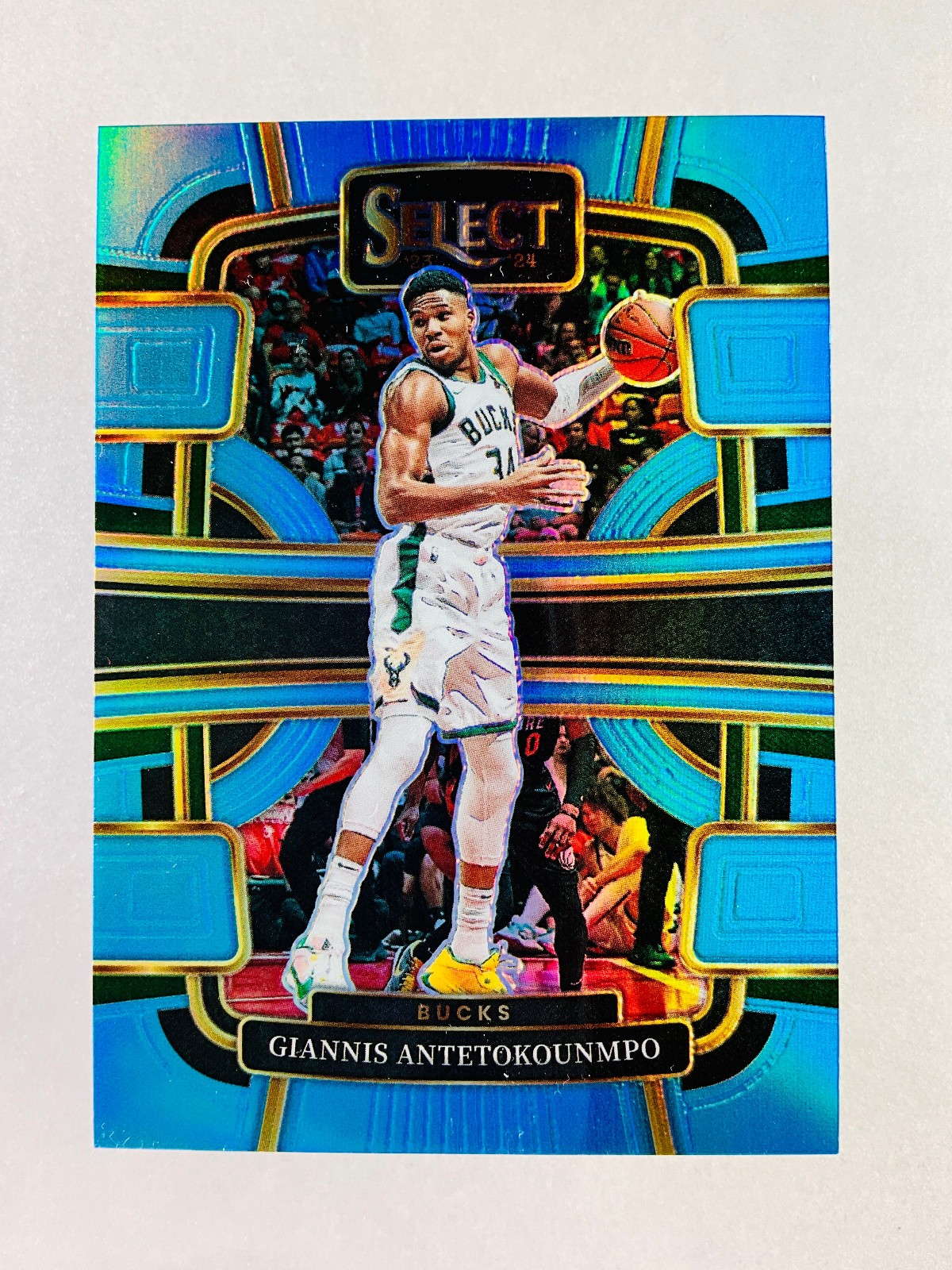 2023-24 Panini Select Giannis Antetokounmpo #60 Concourse Light Blue /299