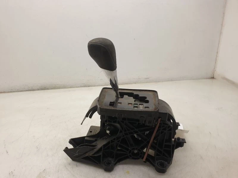 2012 TOYOTA HIGHLANDER FWD АВТОМАТИЧЕСКАЯ КОРОБКА ПЕРЕДАЧ ПЕРЕКЛЮЧАТЕЛЬ В СБОРЕ  - Изображение 3 из 4