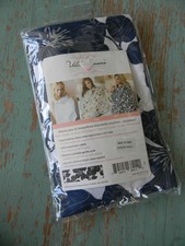 NWT UDDER COVERS KAI BLUE/WHITE FLORAL BREAST FEEDING COVER