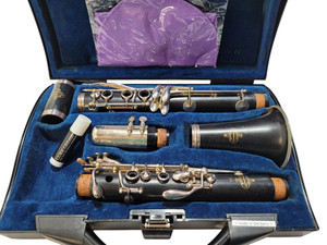 Buffet Crampon & Cie E11 Wood Clarinet With Mouthpiece and Hard Case