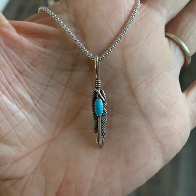 トップス GOA feather wing necklace design tee GOA feather wing necklace design tee - メルカリ