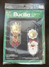 Vintage Bucilla Kit Christmas Santa Claus Reindeer Sequin Door Knob Covers 82200