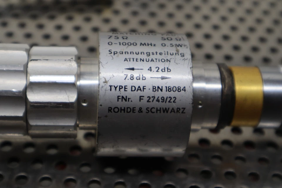 ANPASSUNGSGLIED MATCHING PAD 75Ohms 50Ohms Type DAF-BN 18084 F 2749/22 See Pics - Image 4 of 4