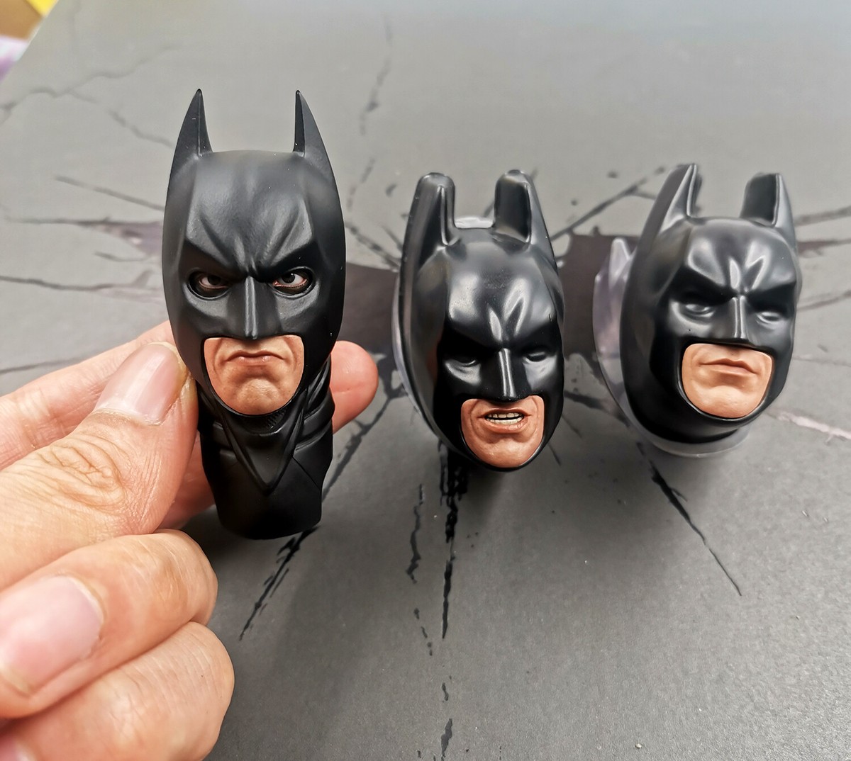 Hot Toys HT DX12 1/6 Batman Masked Head Sculpt Figure The