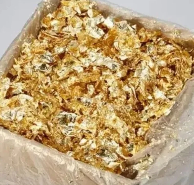 BOLSO Gold Leaf Flakes 1/2 KILO Lote al por mayor MEJOR PRECIO EN EBAY Foto 2 de 2