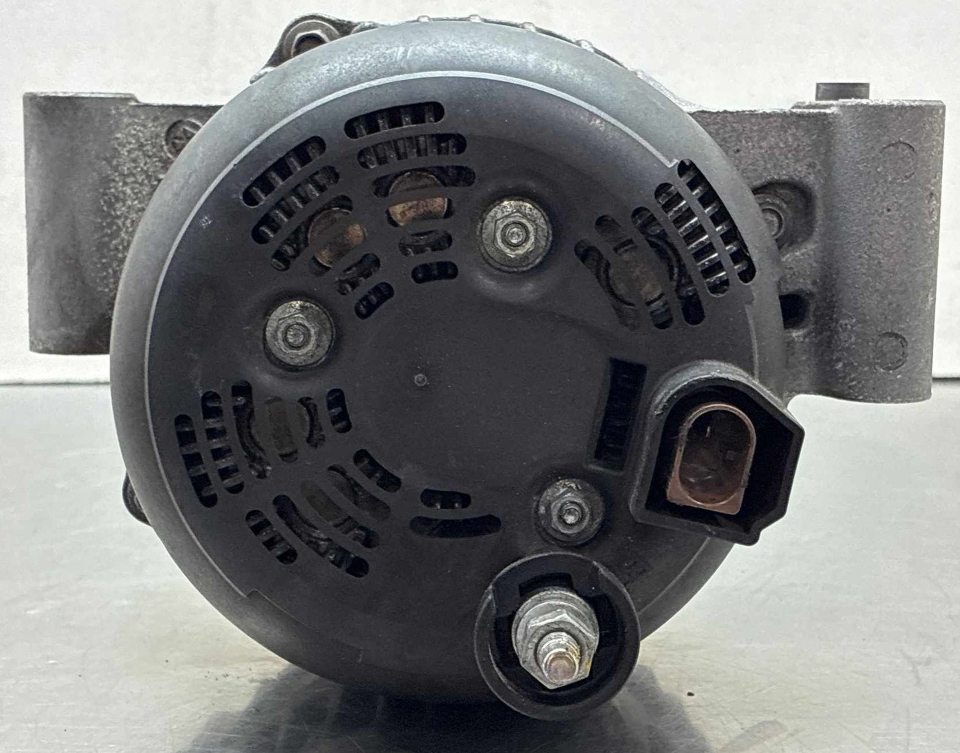 Maserati Levante 2018 Alternator P/N 30318724485