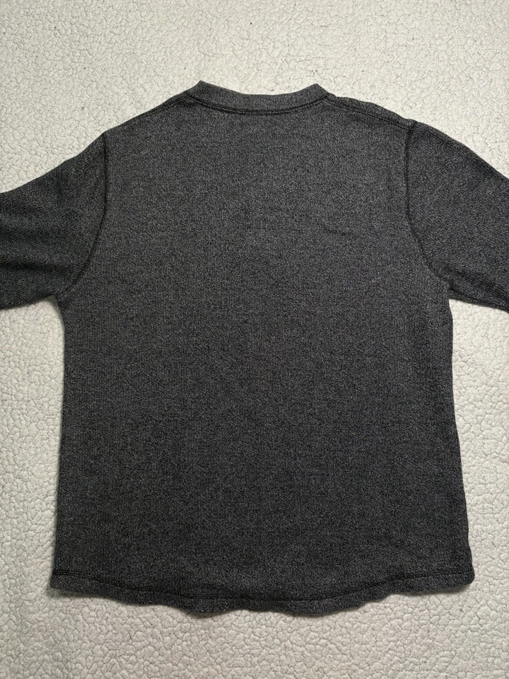 Camisa Henley Masculina Old Navy Preta Cinza Salpicada Manga Longa Malha Térmica Botão M - Imagem 3 de 4