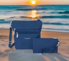NWT Stylish Baggallini Legacy Pocket Crossbody RFID Wristl Pacific Blue POC879