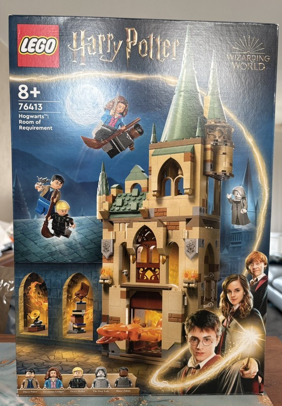 LEGO Harry Potter 76413 Hogwarts Room Of Requirement complete set
