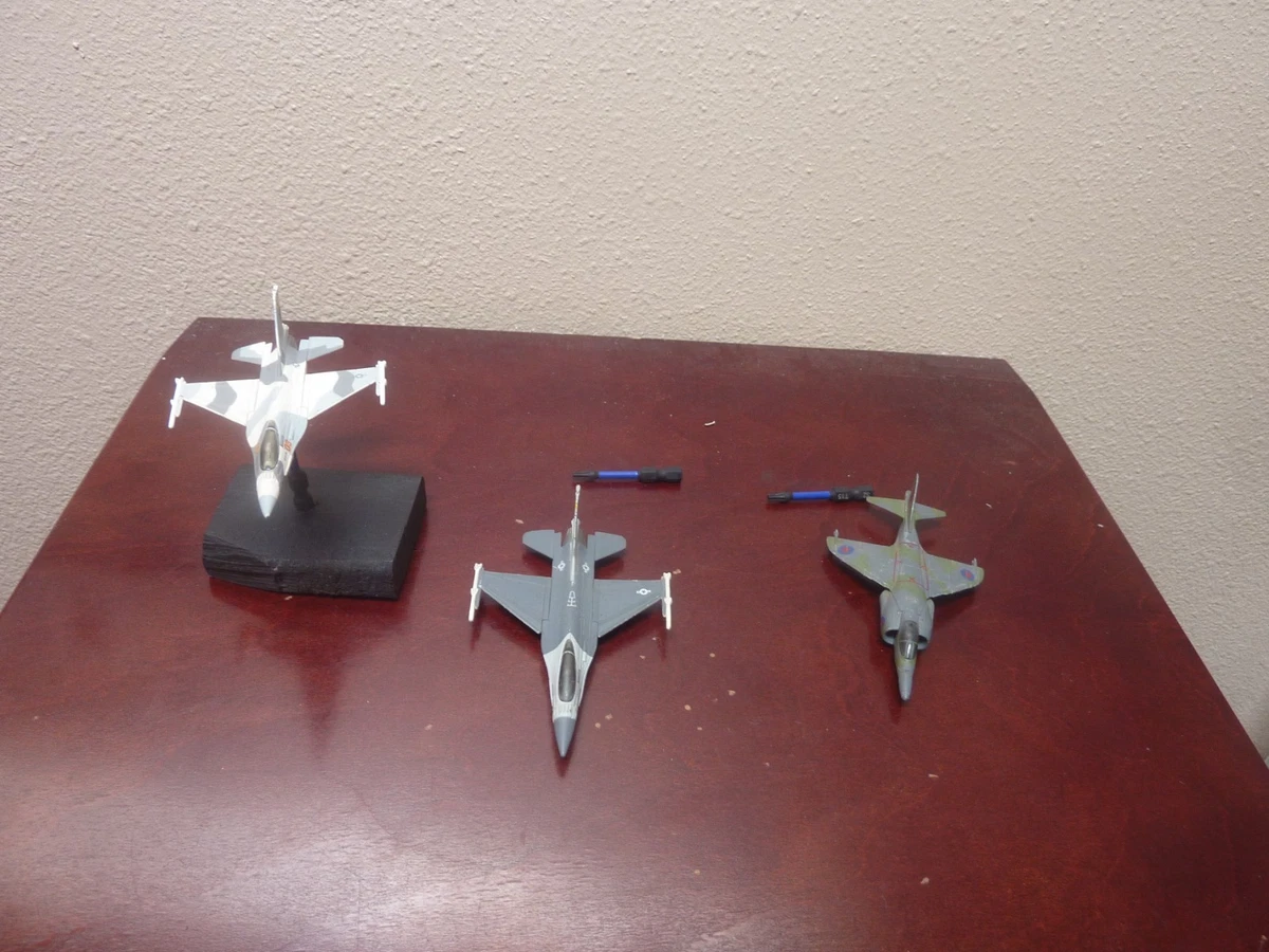 Corgi 1:72 Scale Vintage Manufacture Diecast Military Airplanes