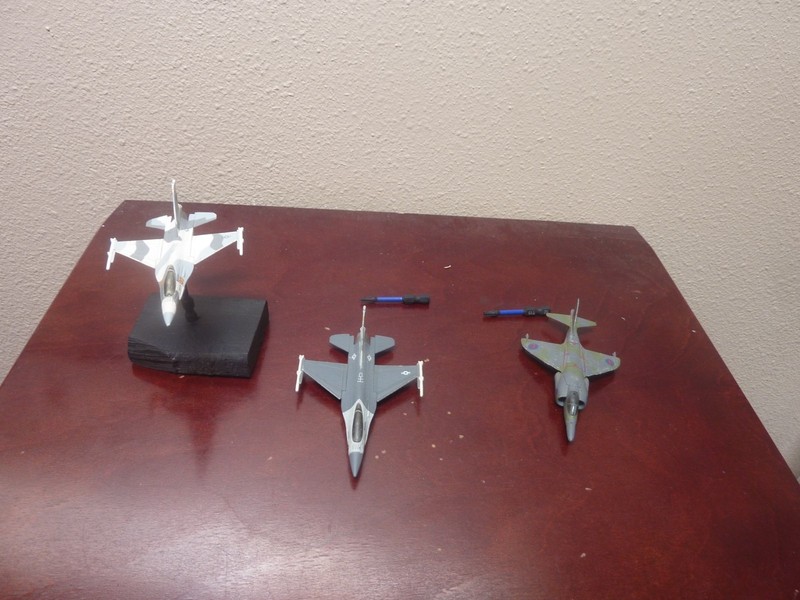 Corgi Diecast Military Aircraft Lot of 3 modern w/stand posts