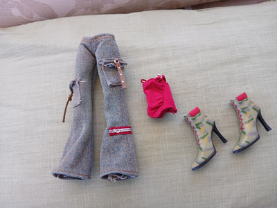 Vintage Bratz Wildlife Safari Fianna Kleidung, Top, Hose & Stiefel, KEINE PUPPE