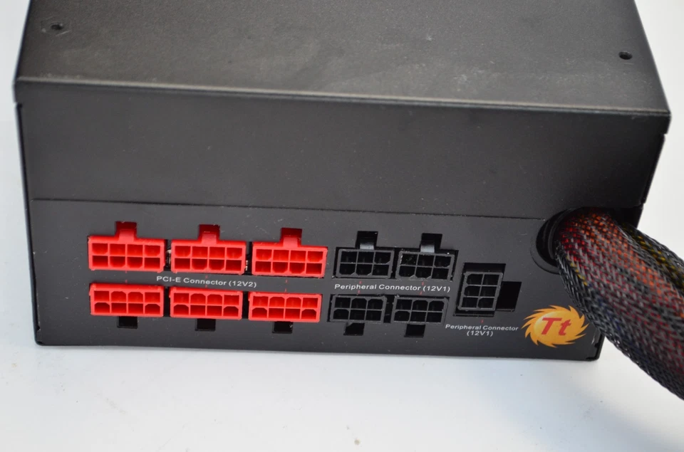 Thermaltake Toughpower XT 1475W Gold TP-1475AH3CCG Power Supply - Image 4 of 4