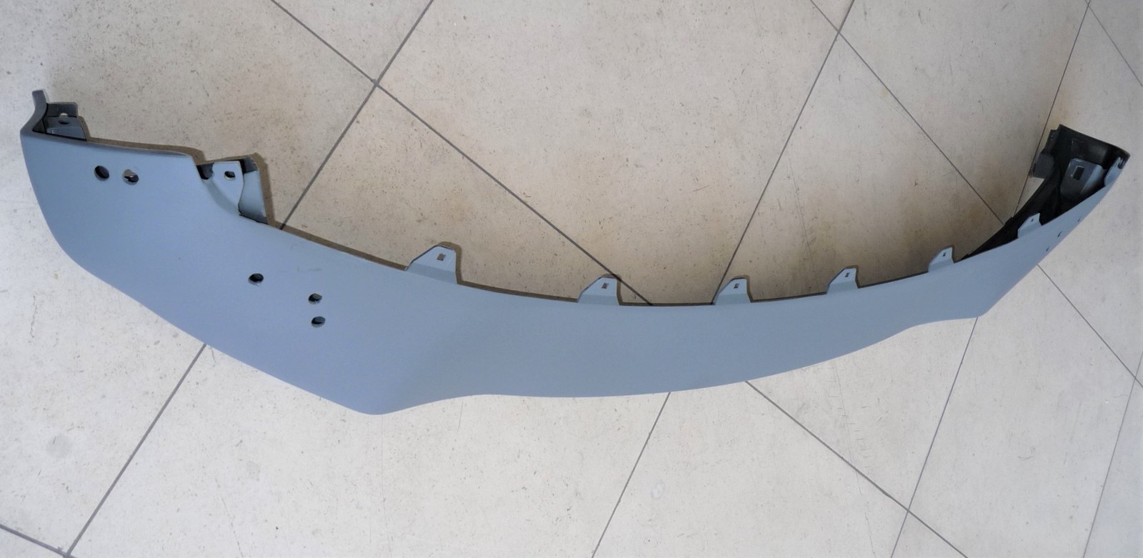 Aston Martin DBX Straight-Six 2021-2025 Front Lower Front bumper