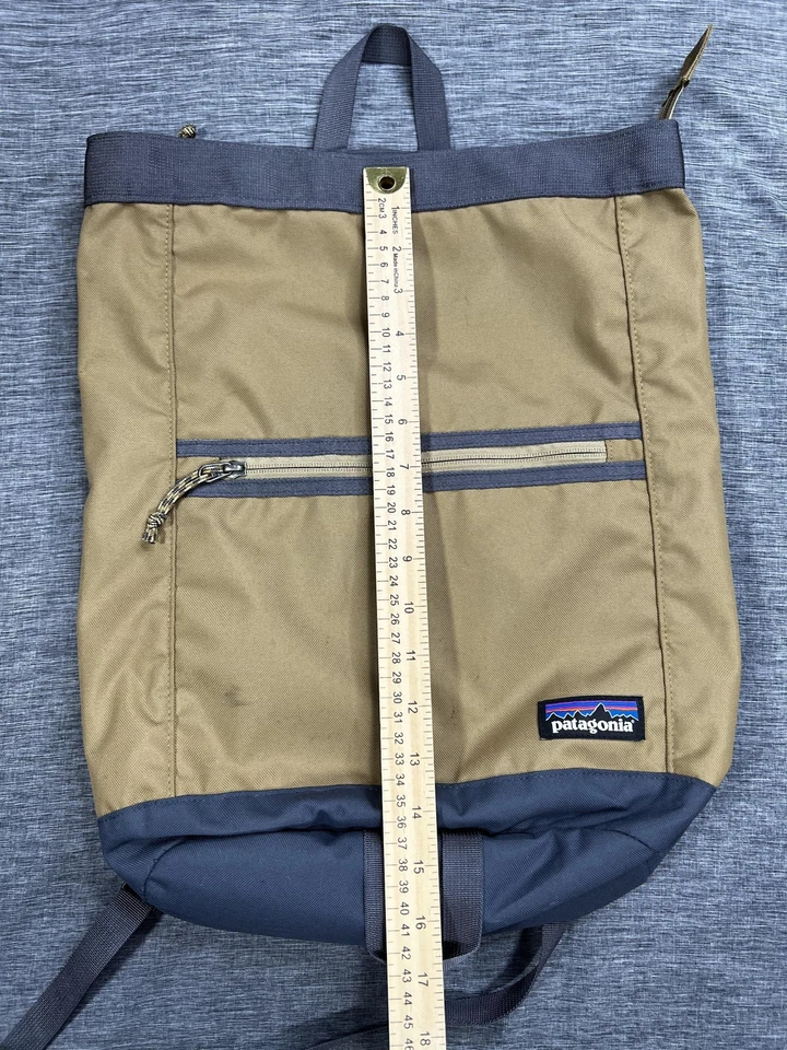 Patagonia Recycled Polyester Backpack Tan Gray Daypack Zip Top STY48021FA20 - Image 4 of 4