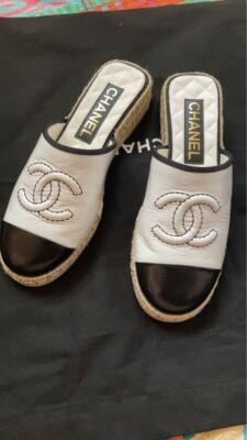 25SS お洒落 低ヒール【CHANEL】CCロゴ サンダル CHANEL Espadrille Sandals CC Logo EU 39 Black White Used