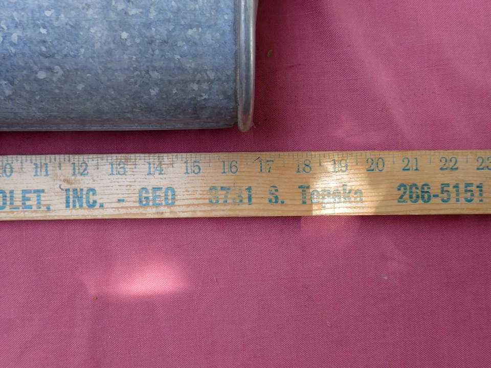 Silenciador Cadillac 1958, ¡nuevo en stock! 1468757 Foto 3 de 4