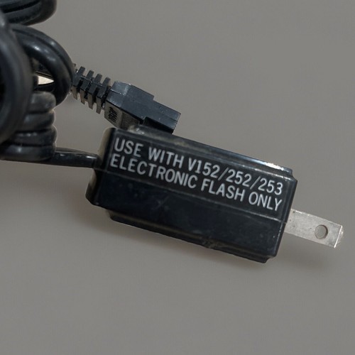 VIVITAR SB-1 AC FLASH CORD FOR V152 252 253 CAMERA FLASH UNITS WITH CASE - Picture 2 of 3