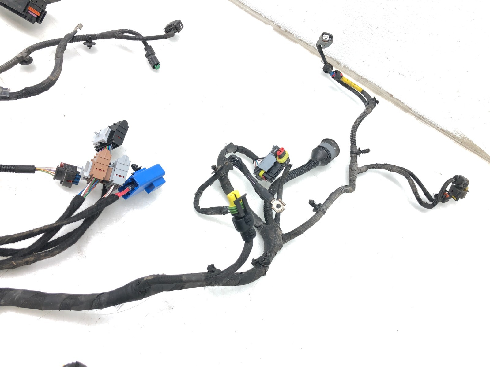 2014-2017 MASERATI GHIBLI S Q4 3.0L V6 AWD ENGINE WIRING HARNESS OEM.