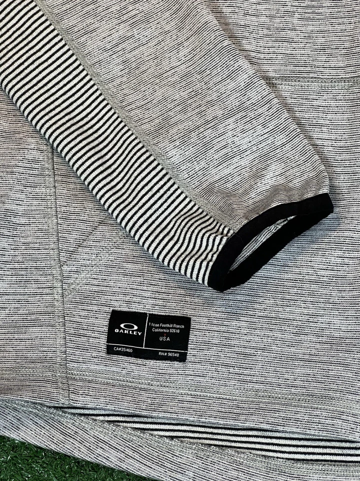 Sudadera con Capucha Oakley Cremallera Completa a Rayas para Hombres Talla Md Calce Regular Ligera Foto 2 de 4