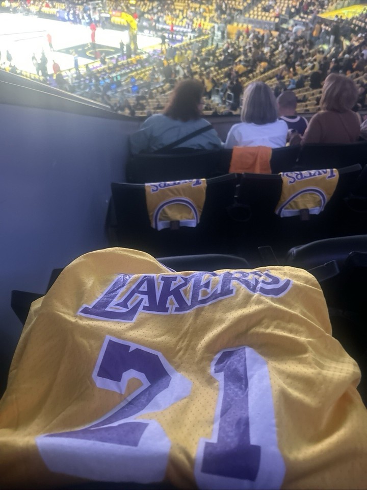 Los Angeles Lakers Michael Cooper 21 Jersey Retirement Ceremony Game 1