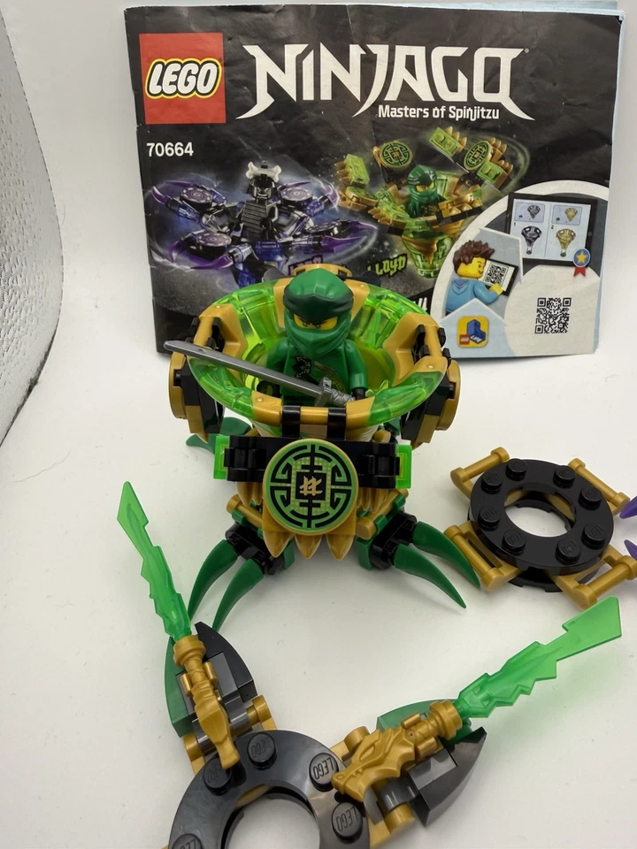 LEGO Ninjago 70664 Spinjitzu Lloyd vs. Garmadon, photo 2 of 3