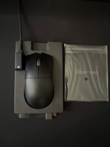 Razer Viper V4 White