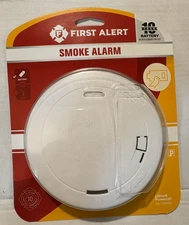 First Alert Smoke Detector P1210-10 Year Battery PKG opened but not used NEW