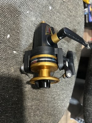 Penn 4500SS Spinning Fishing Reel 4500 SS in Shape Must See for