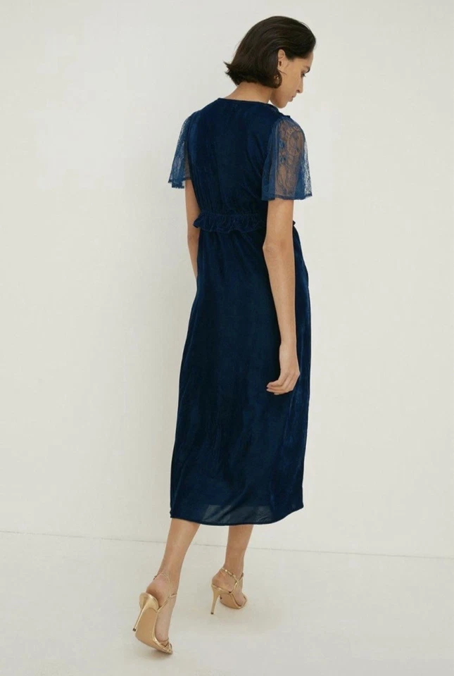 Oasis - Beautiful Lace Mix Velvet Wrap Midi Dress , Size 16 - Image 3 of 3