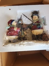 Demdaco - SNOW FAMILY - ICE FISHING New In Box
