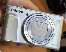 Canon PowerShot SX730 HS 20.3 MP W/40x Optical Zoom 3" Tilt LCD Digital Camera