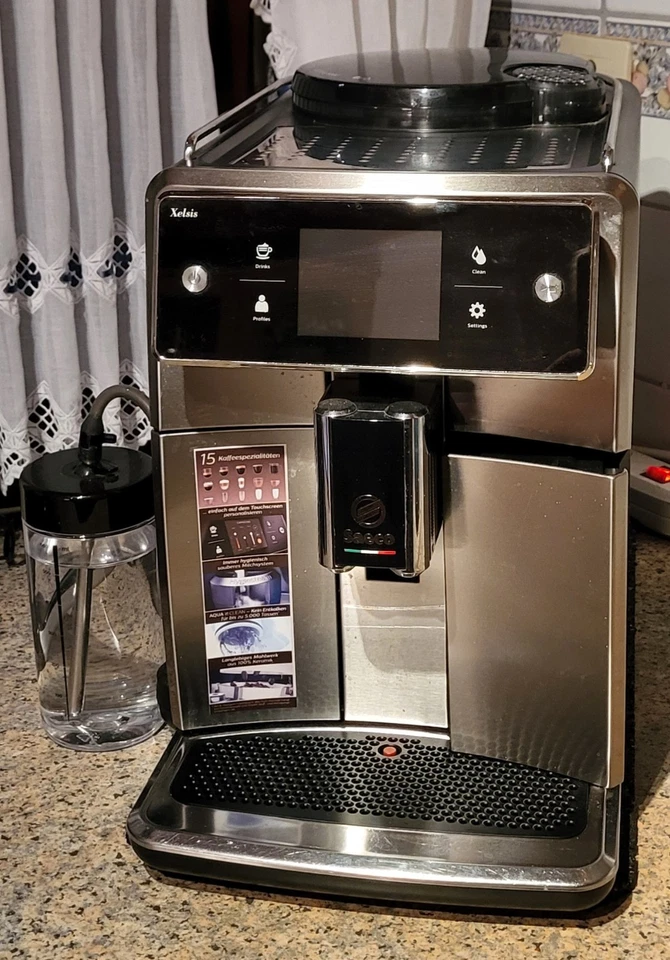 SAECO Kaffeevollautomat SM 7683/00  -  Xelsis Front