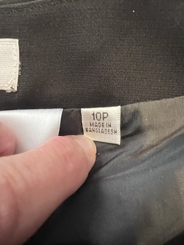 Jones Studio Separates Women’s Black Lined Skirt Size 10P - Picture 10 of 10