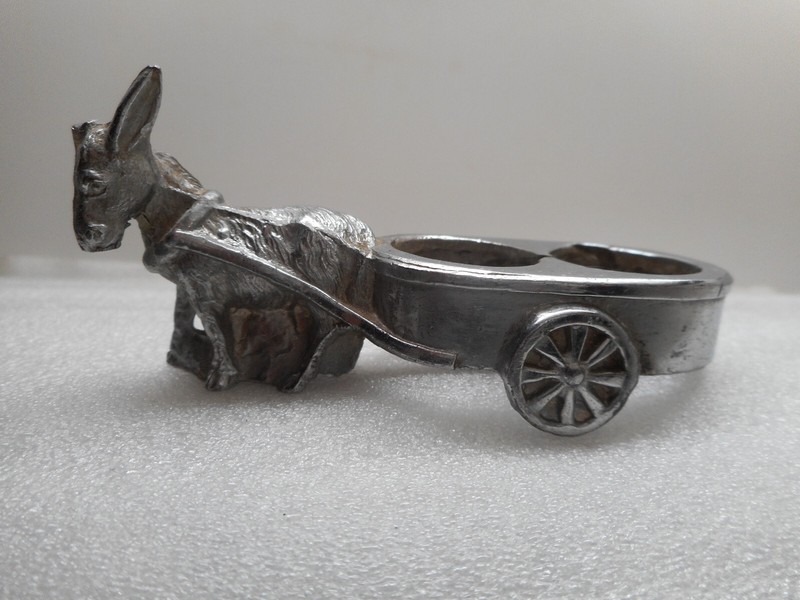 Vintage Metal Donkey & Cart Holder Salt& Pepper Lipstick Silver Tone Japan As Is