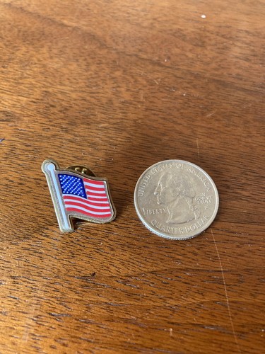 2 American Waving Flag Lapel Pins Hat Patriotic U.S. USA U.S.A. - Picture 3 of 7