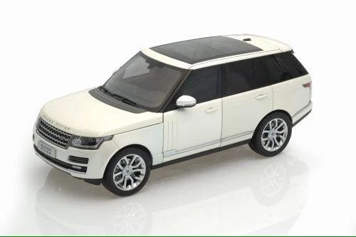 1:18 Range Rover L405 TDV8 4.4 V8 White Vogue Detailed Diecast Model Welly GT - Image 4 of 4