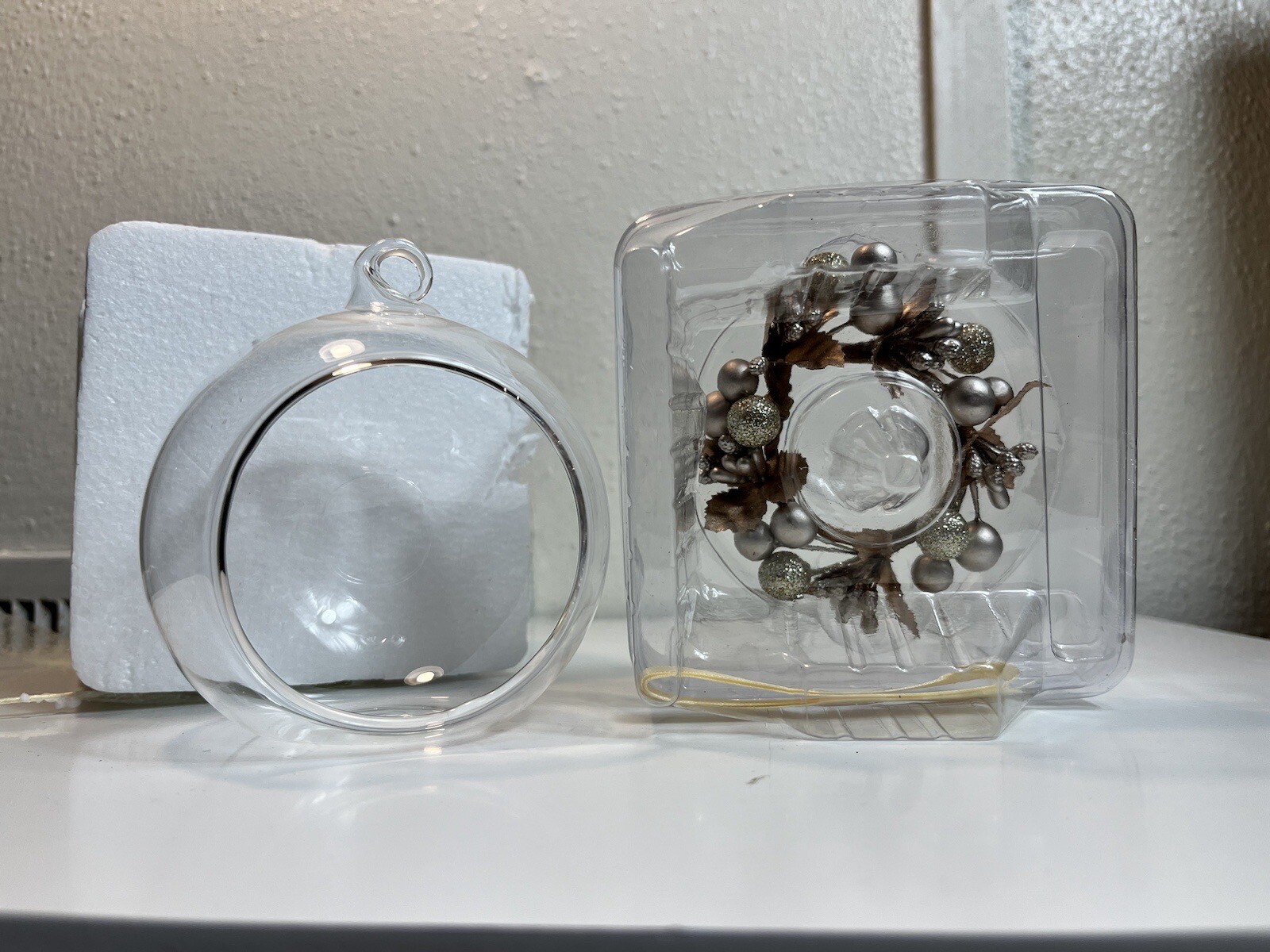 Luminara Silver Berry Ornament Candles Real Flame Effect / READ