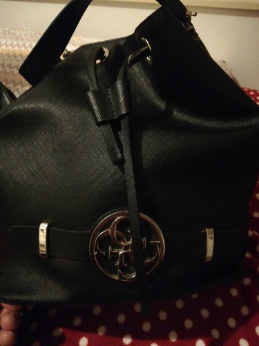 GUESS BORSA TRACOLLA clutch nera eco pelle con catena oro charms tipo  chanel EUR 20,00 - PicClick IT