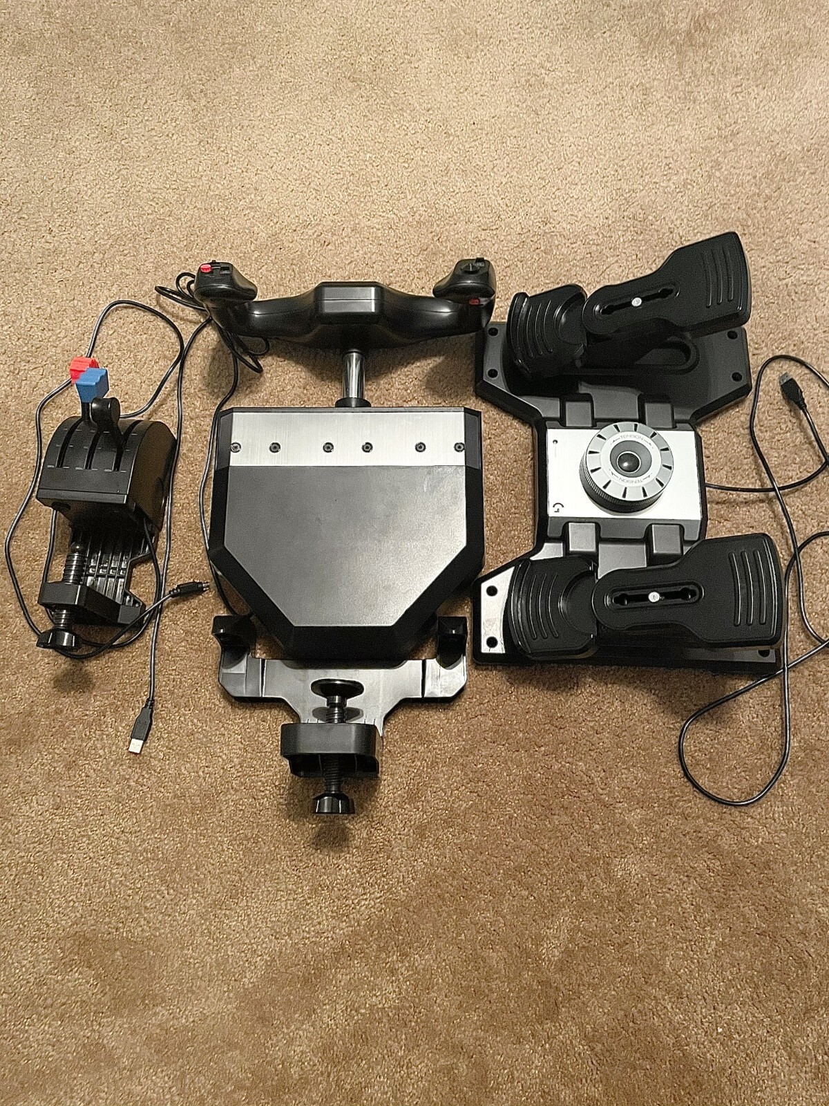 Logitech/Saitek Pro Flight Yoke System w/ Throttle and Rudder Pedals w