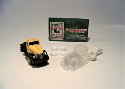 SMC-672 1947 International KB-12 Semi Tractor  HO-1/87 Scale  (Clear Resin Kit)