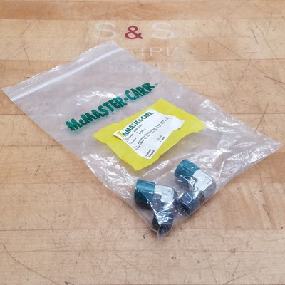 McMaster Carr 8239K37 SS 90° Elbow, 1/4'' Tube OD x 3/8 NPT Male - NEW