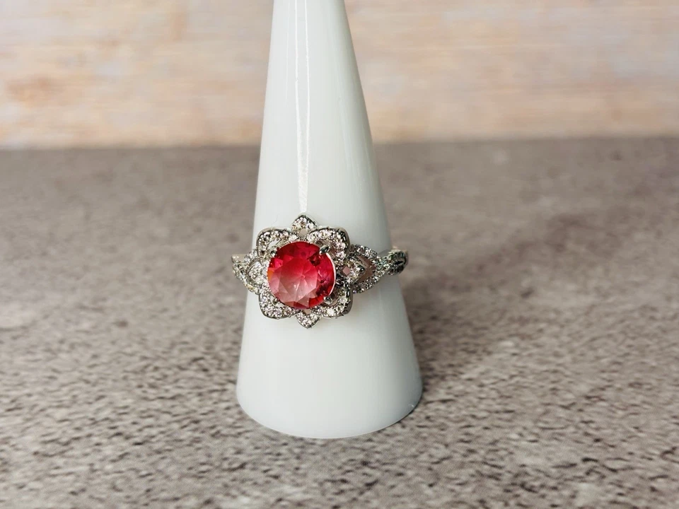 Б/у RBP ярко-розовый омбре и белый топаз на родиевом покрытом ленте. Размер 9 - Изображение 2 из 2