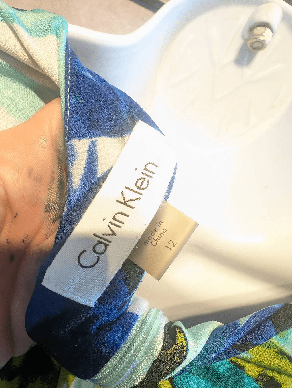 Calvin Klein faux wrap floral watercolor knee length dress size thumbnail 4