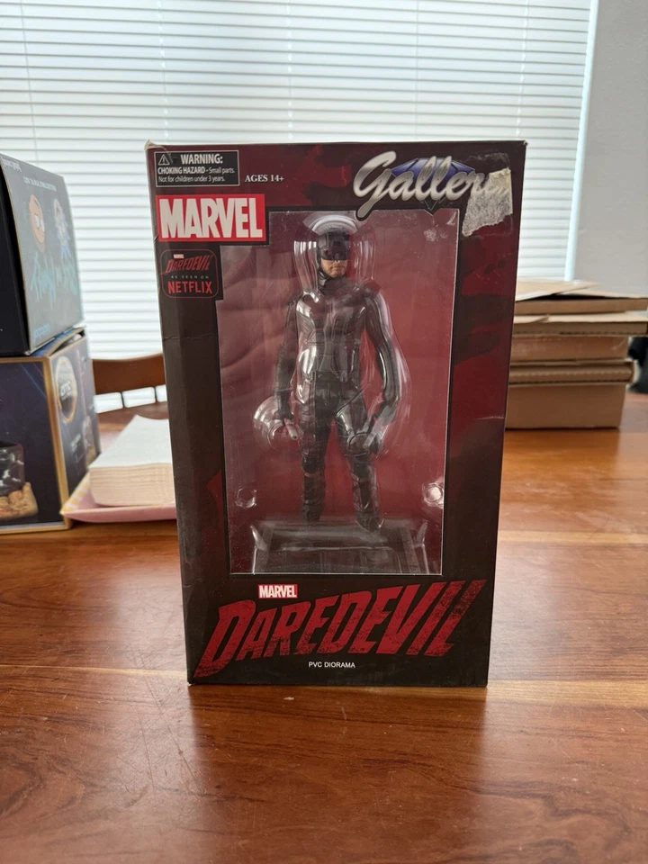 Diamond Select Marvel Gallery Netflix Daredevil Figura PVC 10" Diorama 2017 Foto 2 de 4