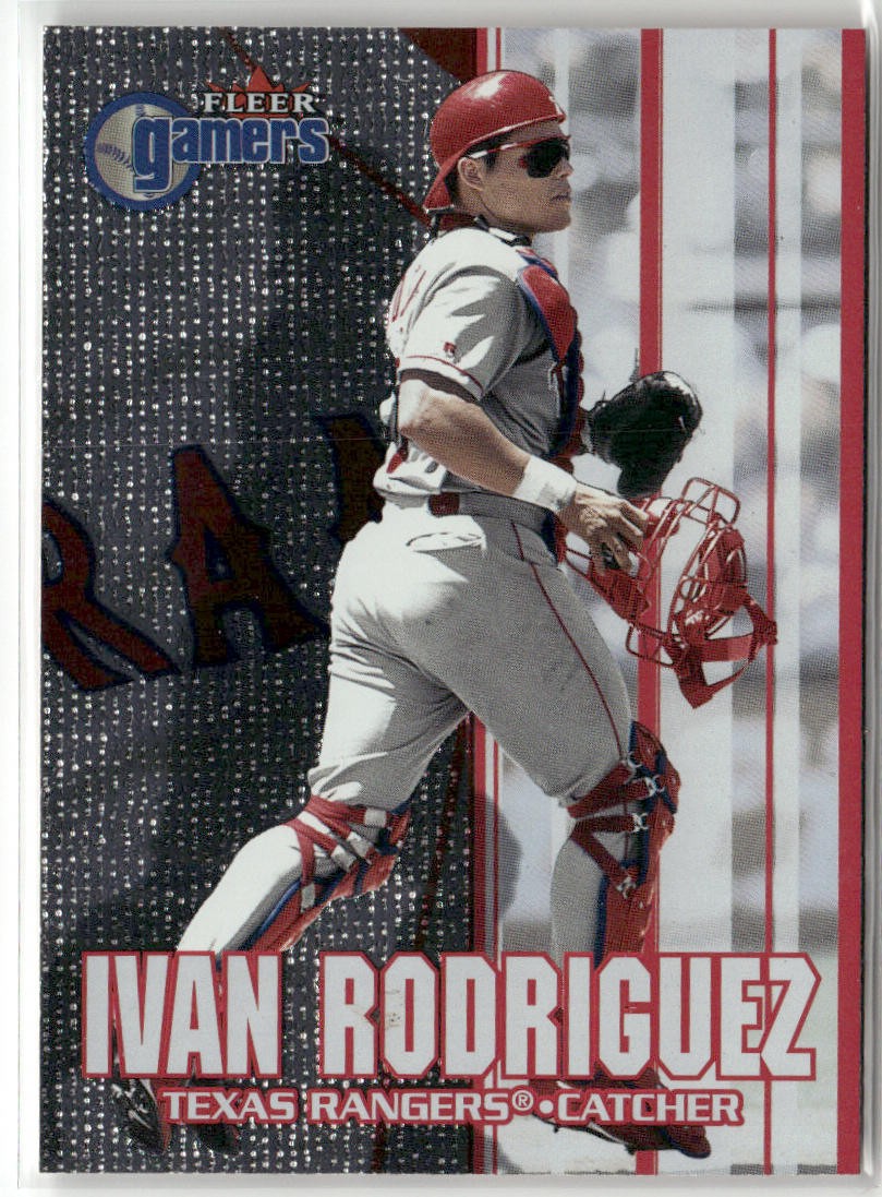 2000 FLEER GAMERS #22 IVAN RODRIGUEZ TEXAS RANGERS
